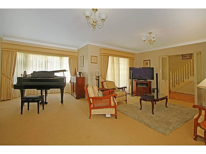 9 Rival Street, Kareela NSW 2232