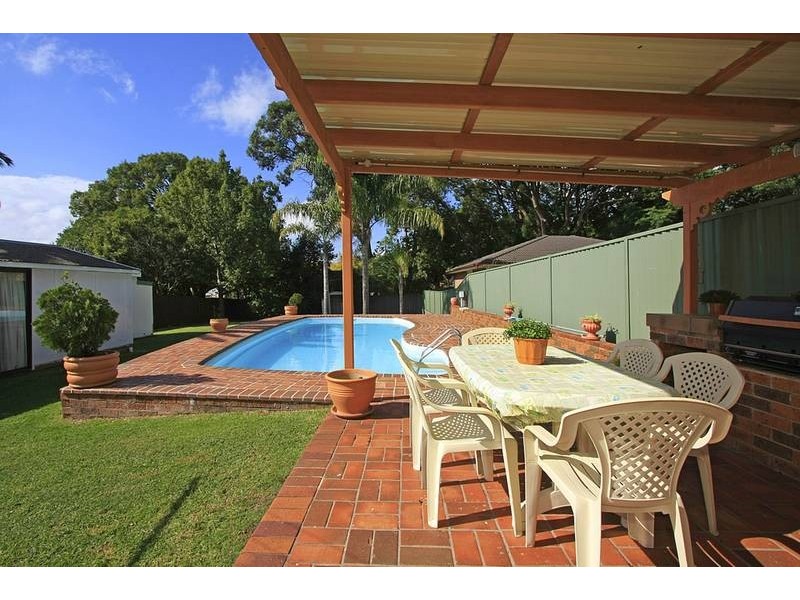 28 Kenneth Avenue, Kirrawee NSW 2232