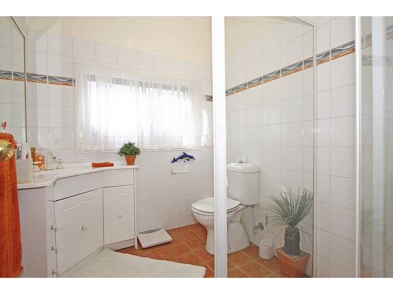 28 Kenneth Avenue, Kirrawee NSW 2232