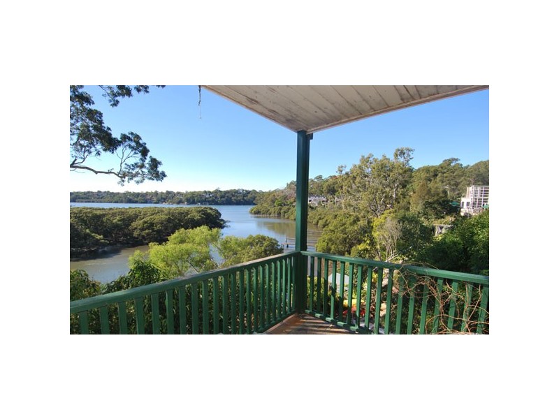 8 Fowler Road, Illawong NSW 2234