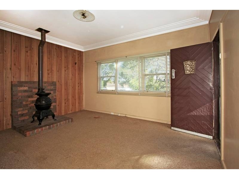 10 Girraween Avenue, Como NSW 2226