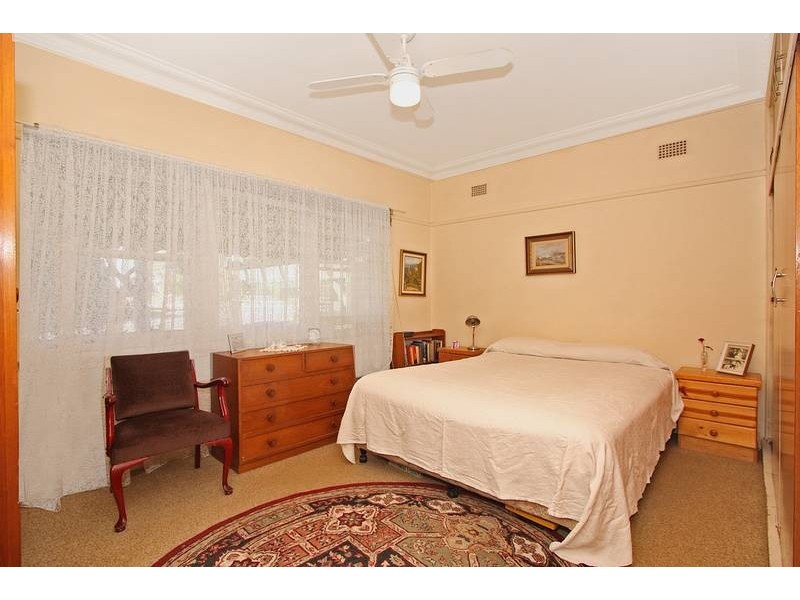 31 Acacia Road, Kirrawee NSW 2232