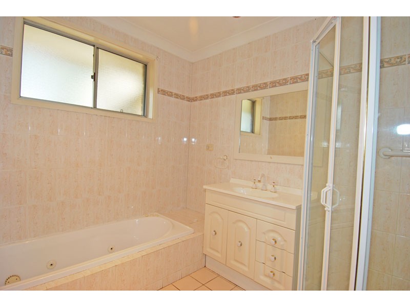 1 Mercedes Place, Kareela NSW 2232