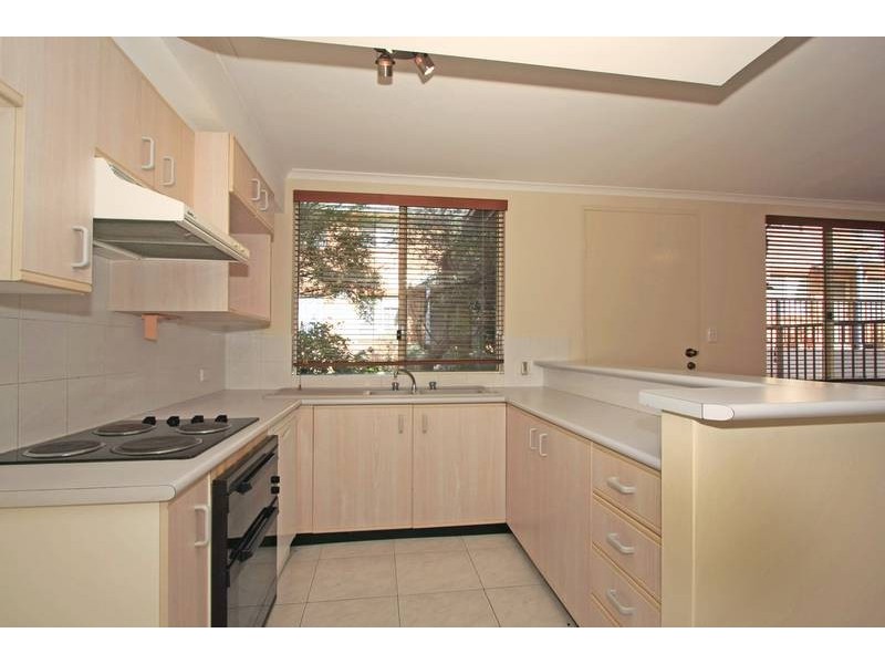 39/41 Bath Road, Kirrawee NSW 2232