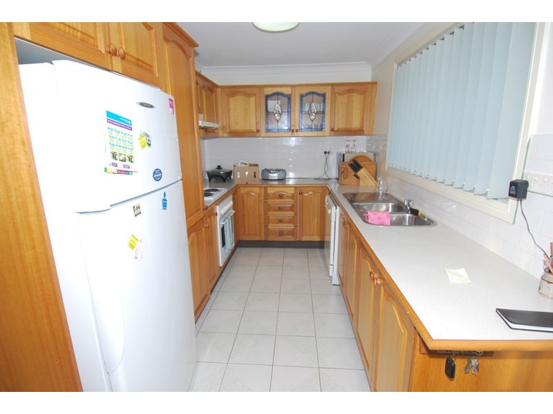 1/90 Toronto Parade, Sutherland NSW 2232