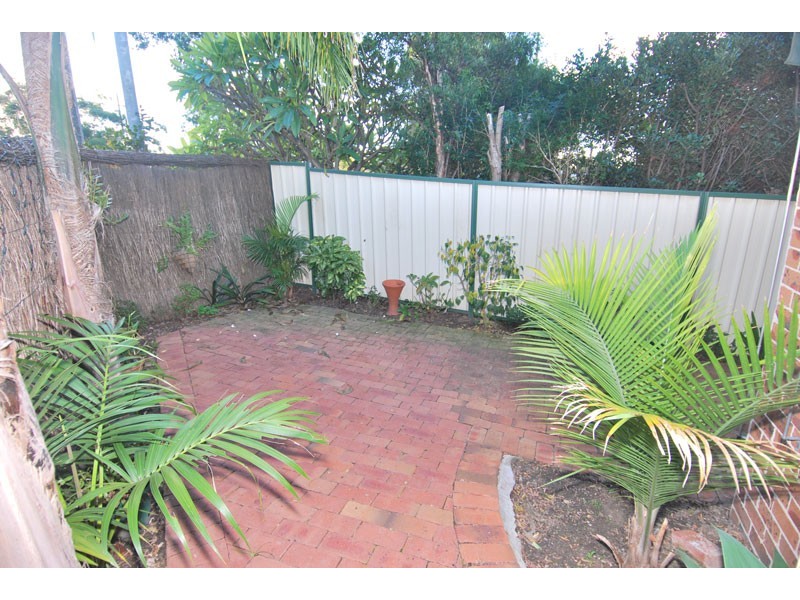 1/90 Toronto Parade, Sutherland NSW 2232