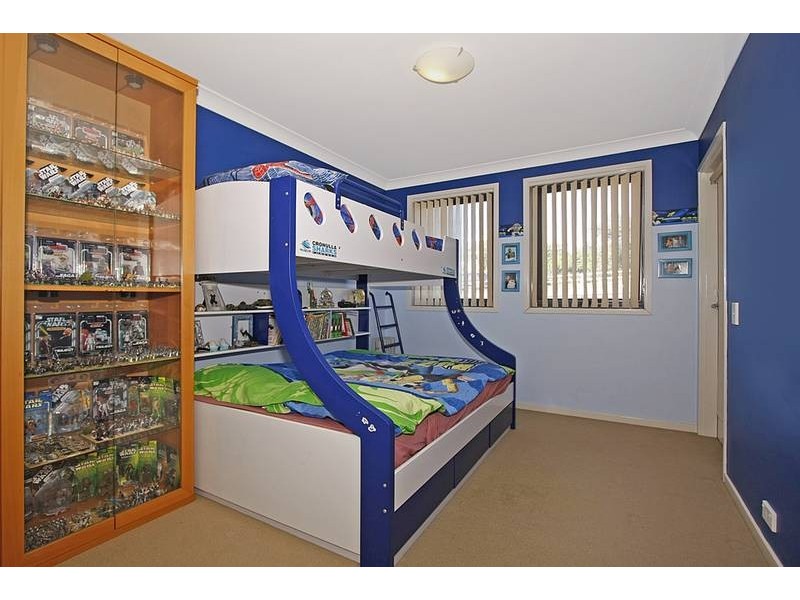 2/11-17 Acton Street, Sutherland NSW 2232