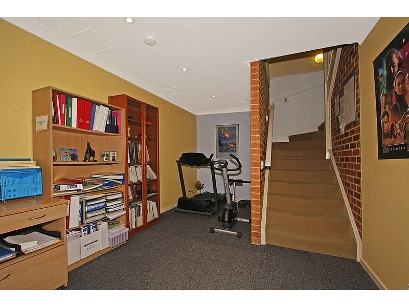 2/11-17 Acton Street, Sutherland NSW 2232