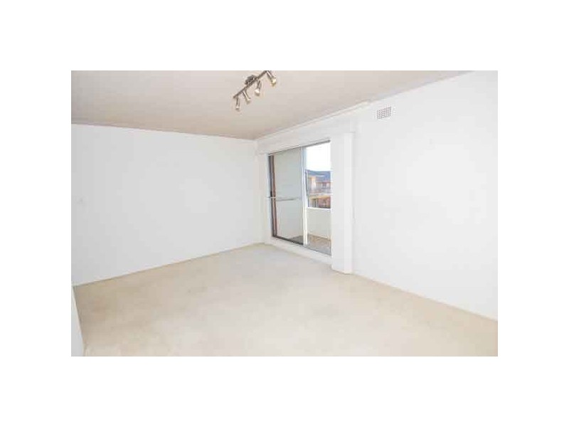 8/42 Seaview Street, Cronulla NSW 2230