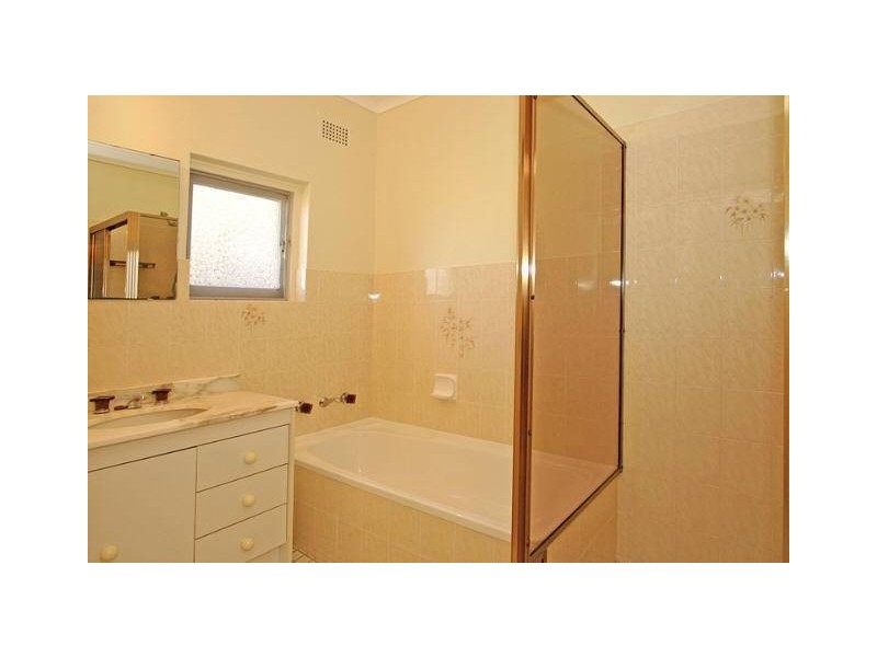 193 Garnet Road, Kirrawee NSW 2232