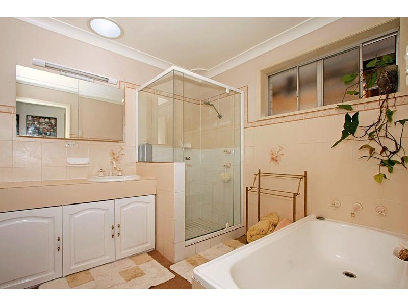 41 Ninth Avenue- (Access via Cranberry Street), Loftus NSW 2232