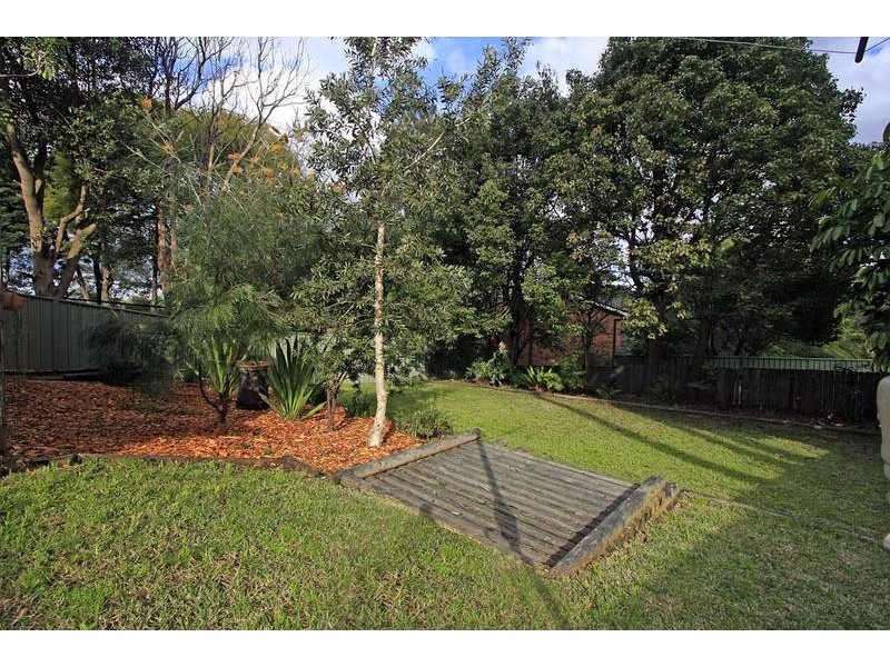 8 Bindea Street (access via Sutherland Road), Jannali NSW 2226