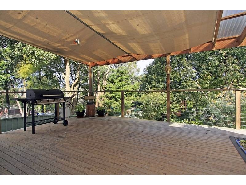 8 Bindea Street (access via Sutherland Road), Jannali NSW 2226