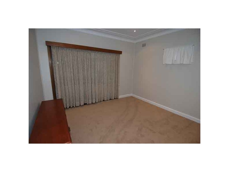 70 Queen Street, Connells Point NSW 2221