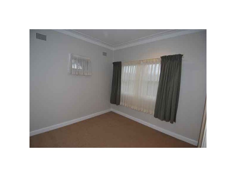 70 Queen Street, Connells Point NSW 2221