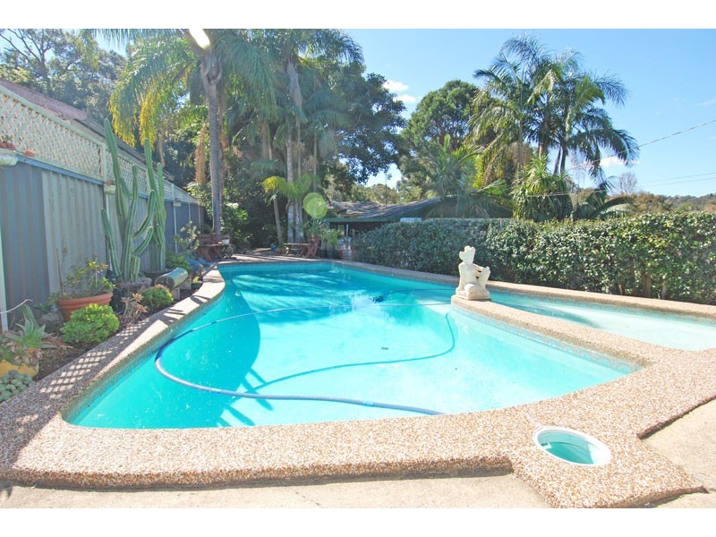 208 Prices Circuit, Woronora NSW 2232