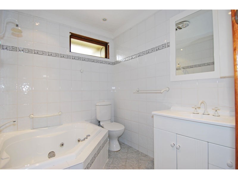 208 Prices Circuit, Woronora NSW 2232