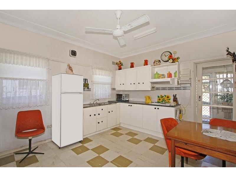 8 Fifth Avenue, Jannali NSW 2226