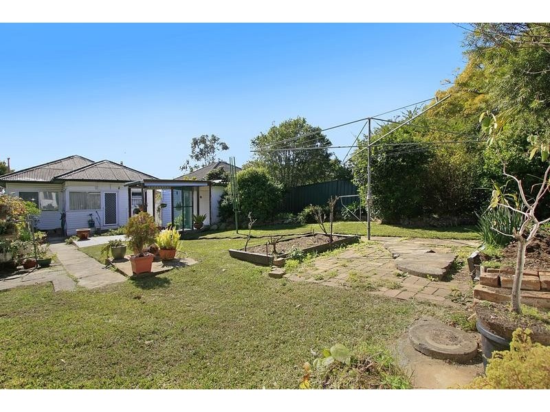 8 Fifth Avenue, Jannali NSW 2226