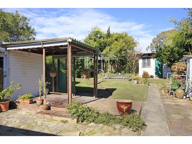 8 Fifth Avenue, Jannali NSW 2226