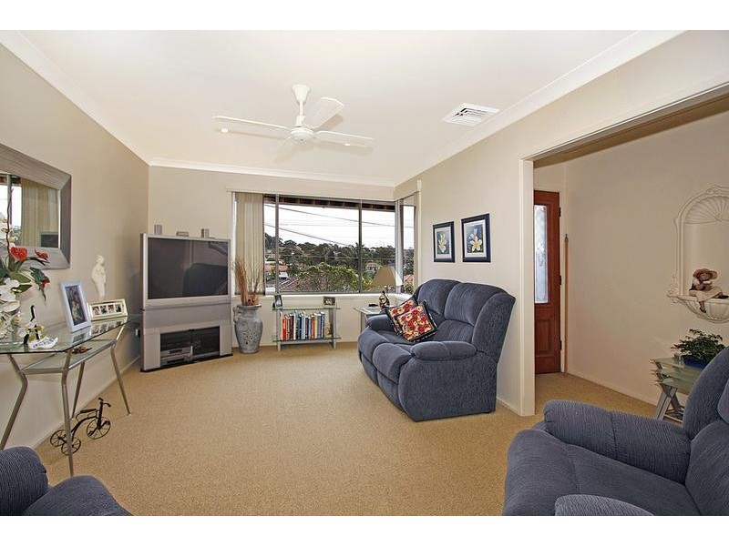 46 Oak Road, Kirrawee NSW 2232