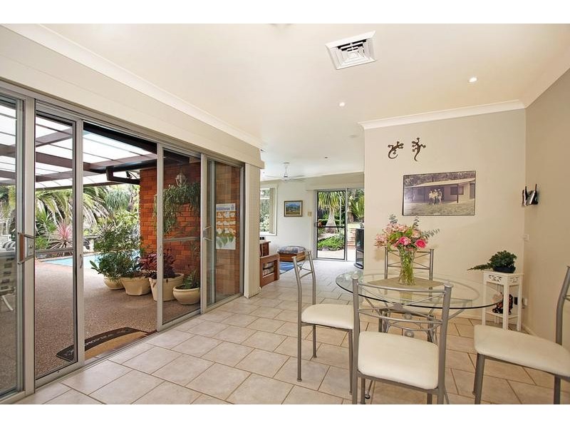 46 Oak Road, Kirrawee NSW 2232