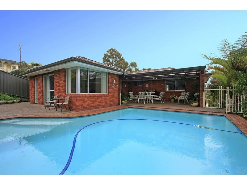 46 Oak Road, Kirrawee NSW 2232