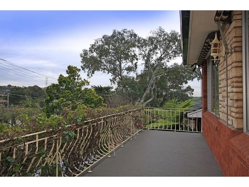 46 Oak Road, Kirrawee NSW 2232