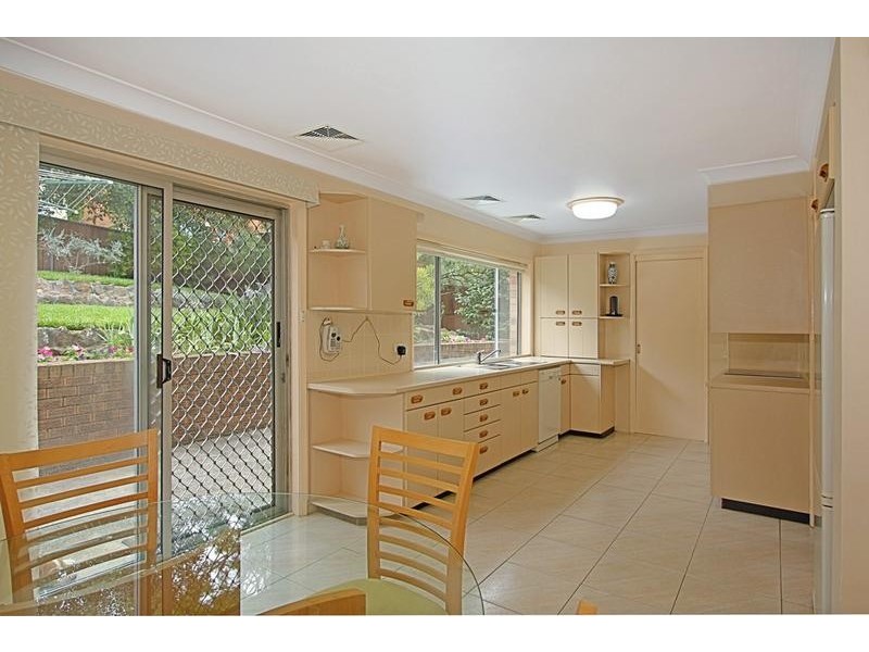 28 Struen Marie Street, Kareela NSW 2232