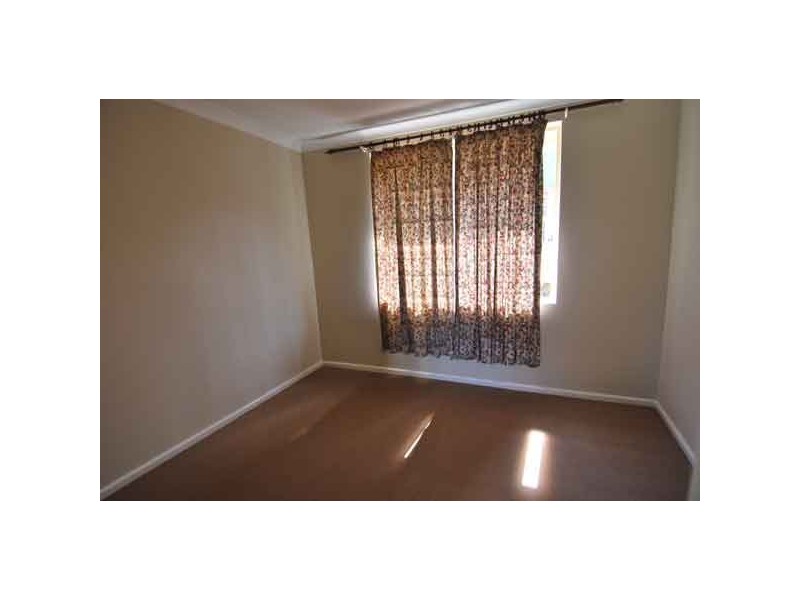 5 Sproule Road, Illawong NSW 2234