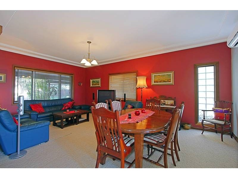 8 Caroline Street, Oyster Bay NSW 2225