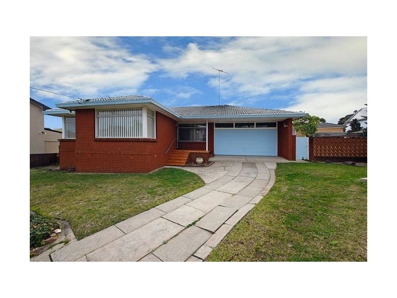 8 Cutler Road, Engadine NSW 2233