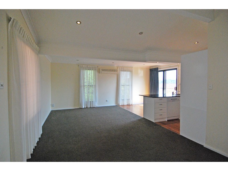 121a Woronora Crescent, Como NSW 2226