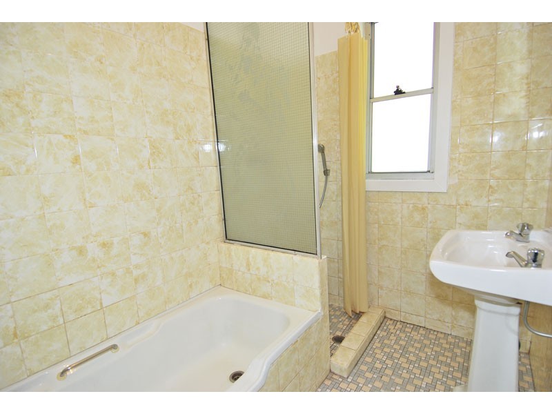 51 Wolger Street, Como NSW 2226