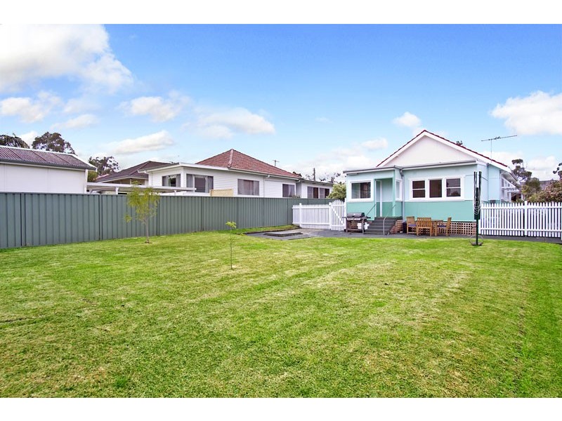 114 Wolger Street, Como NSW 2226