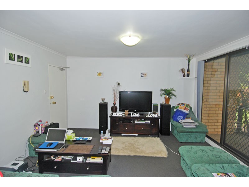 2/53 Auburn Street, Sutherland NSW 2232