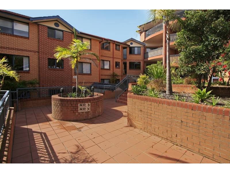20/12 Clubb Crescent, Miranda NSW 2228