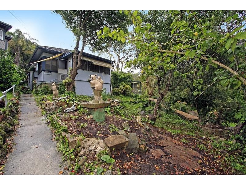9 Riverview Road- Access to house is via Genoa Street Como, Oyster Bay NSW 2225