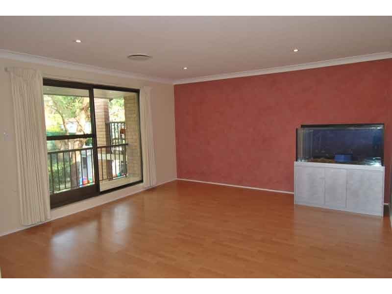 8/8-12 Railway Crescent, Jannali NSW 2226