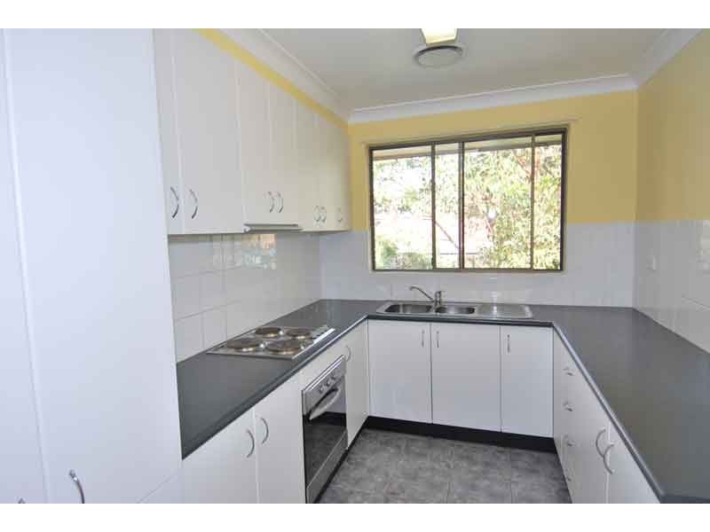 8/8-12 Railway Crescent, Jannali NSW 2226