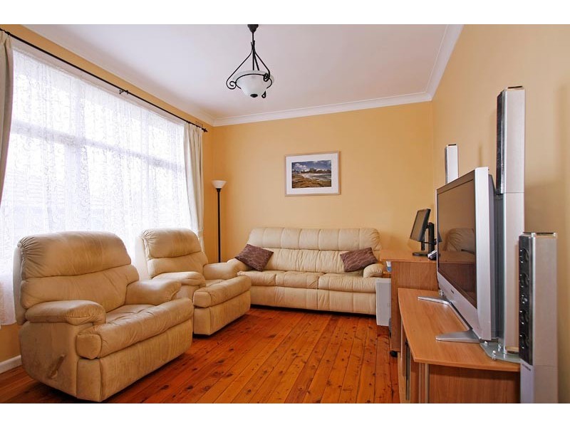 165 Como Parade, Jannali NSW 2226