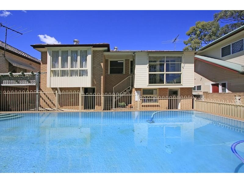 11 Honeysuckle Street, Jannali NSW 2226