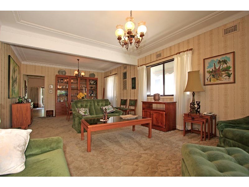 59 Cardigan Road, Greenacre NSW 2190