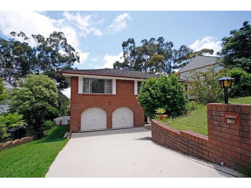 12 Peebles Avenue, Kirrawee NSW 2232