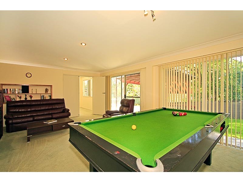 12 Peebles Avenue, Kirrawee NSW 2232