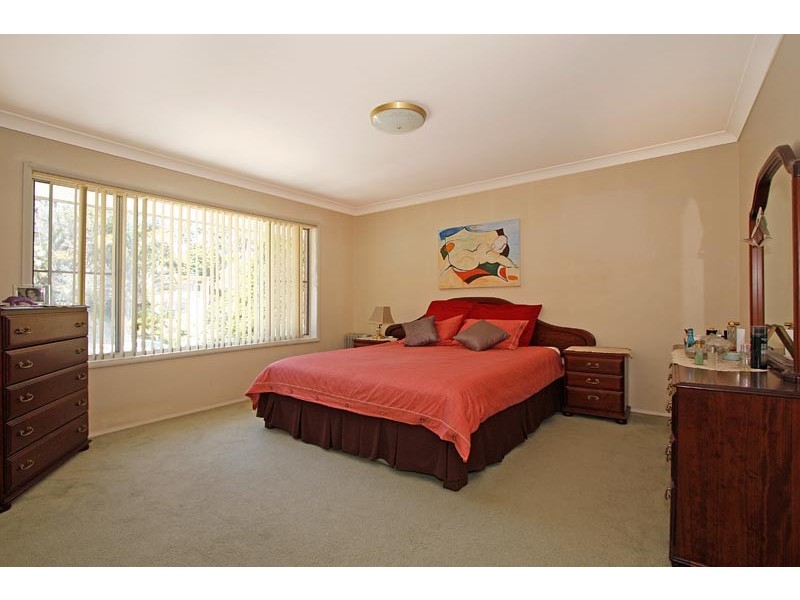 12 Peebles Avenue, Kirrawee NSW 2232