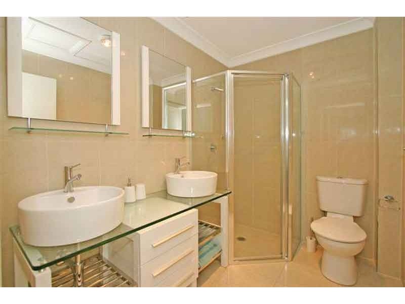 11/8-12 Taylor Close, Miranda NSW 2228