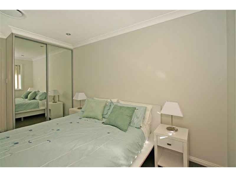 11/8-12 Taylor Close, Miranda NSW 2228