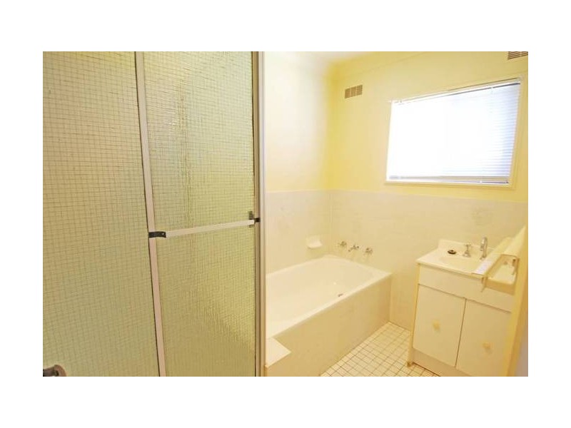 1/10a Auburn Street, Sutherland NSW 2232