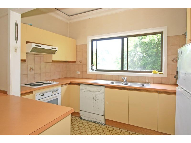 7 Loretta Avenue, Como NSW 2226